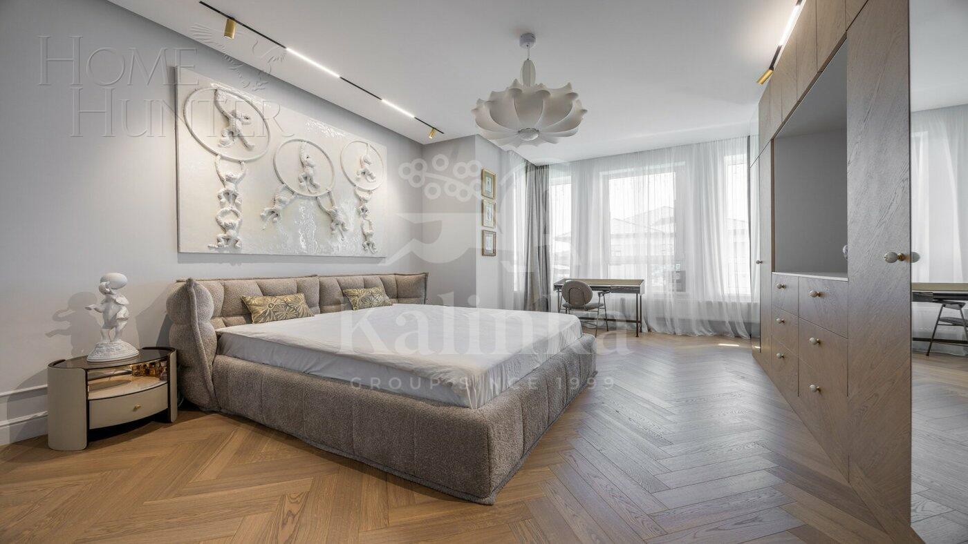 2-этажный коттедж 278 м² с отделкой