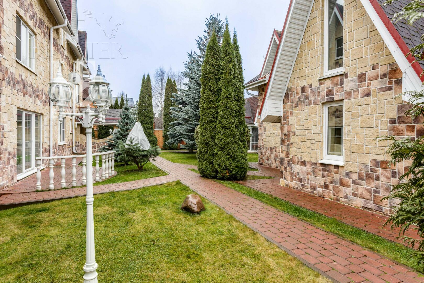 2-этажный коттедж 815 м² с отделкой