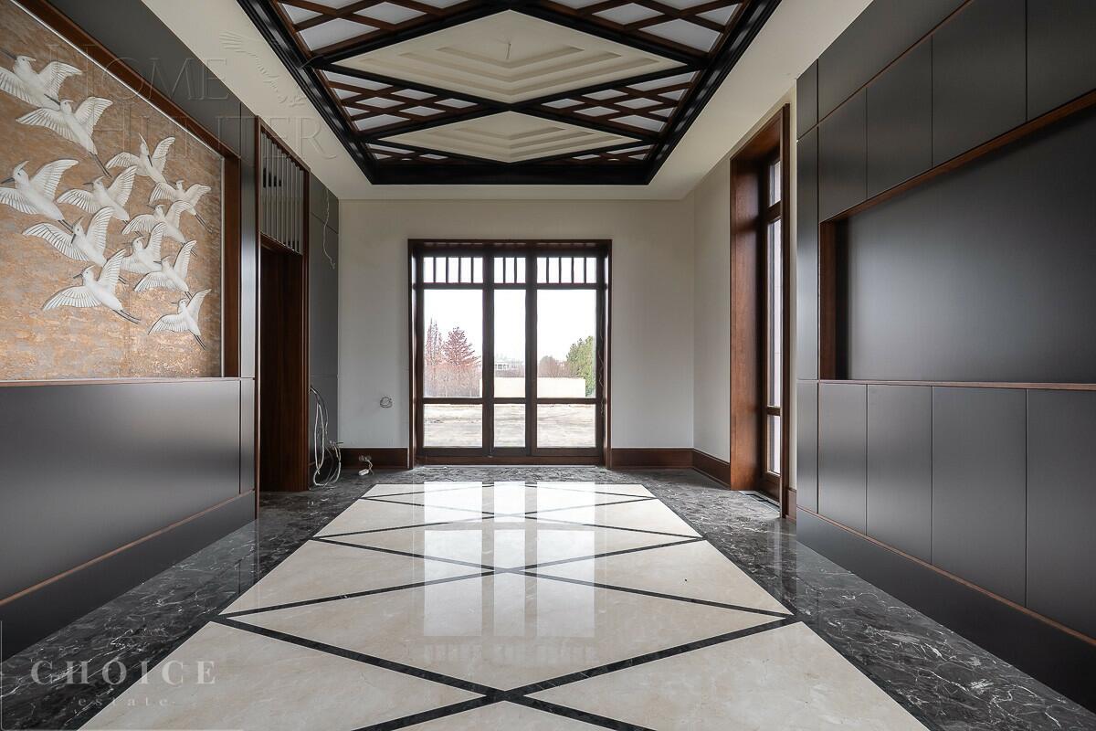 2-этажный коттедж 1 244 м² с отделкой