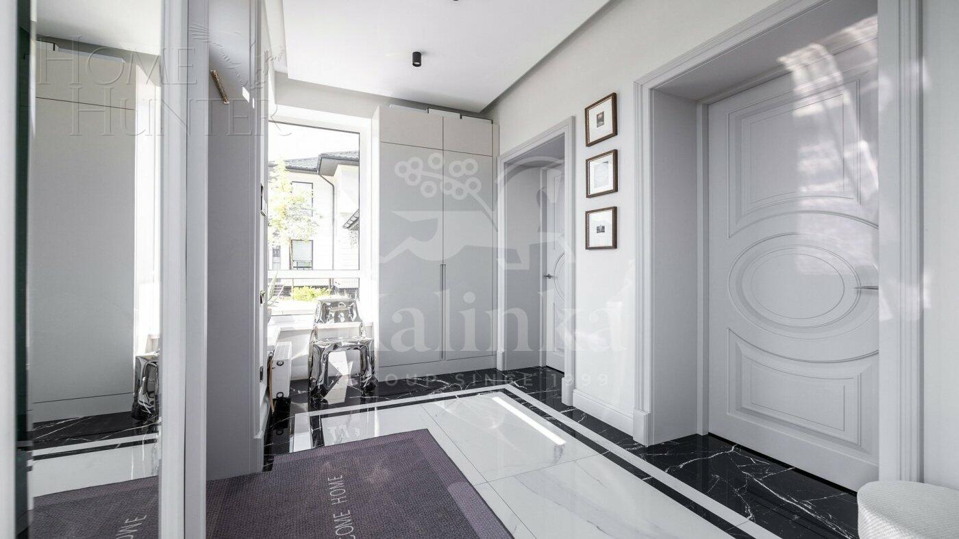 2-этажный коттедж 278 м² с отделкой