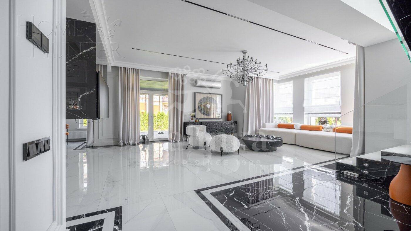 2-этажный коттедж 278 м² с отделкой