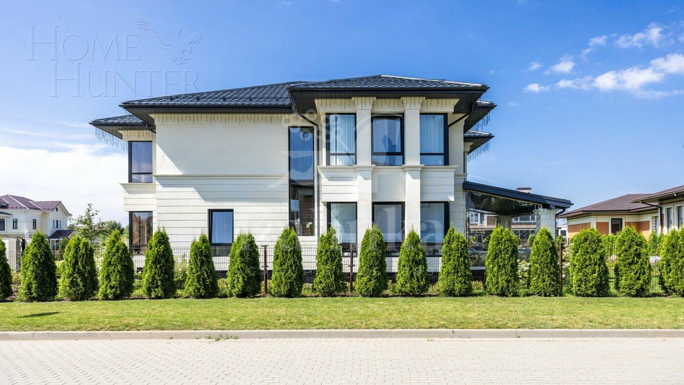 2-этажный коттедж 278 м² с отделкой