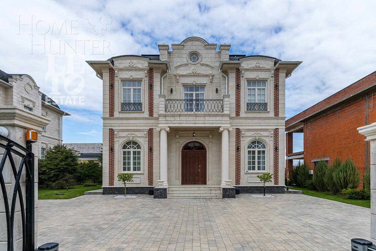 2-этажный коттедж 260 м² с отделкой