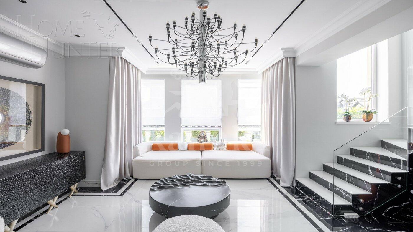 2-этажный коттедж 278 м² с отделкой