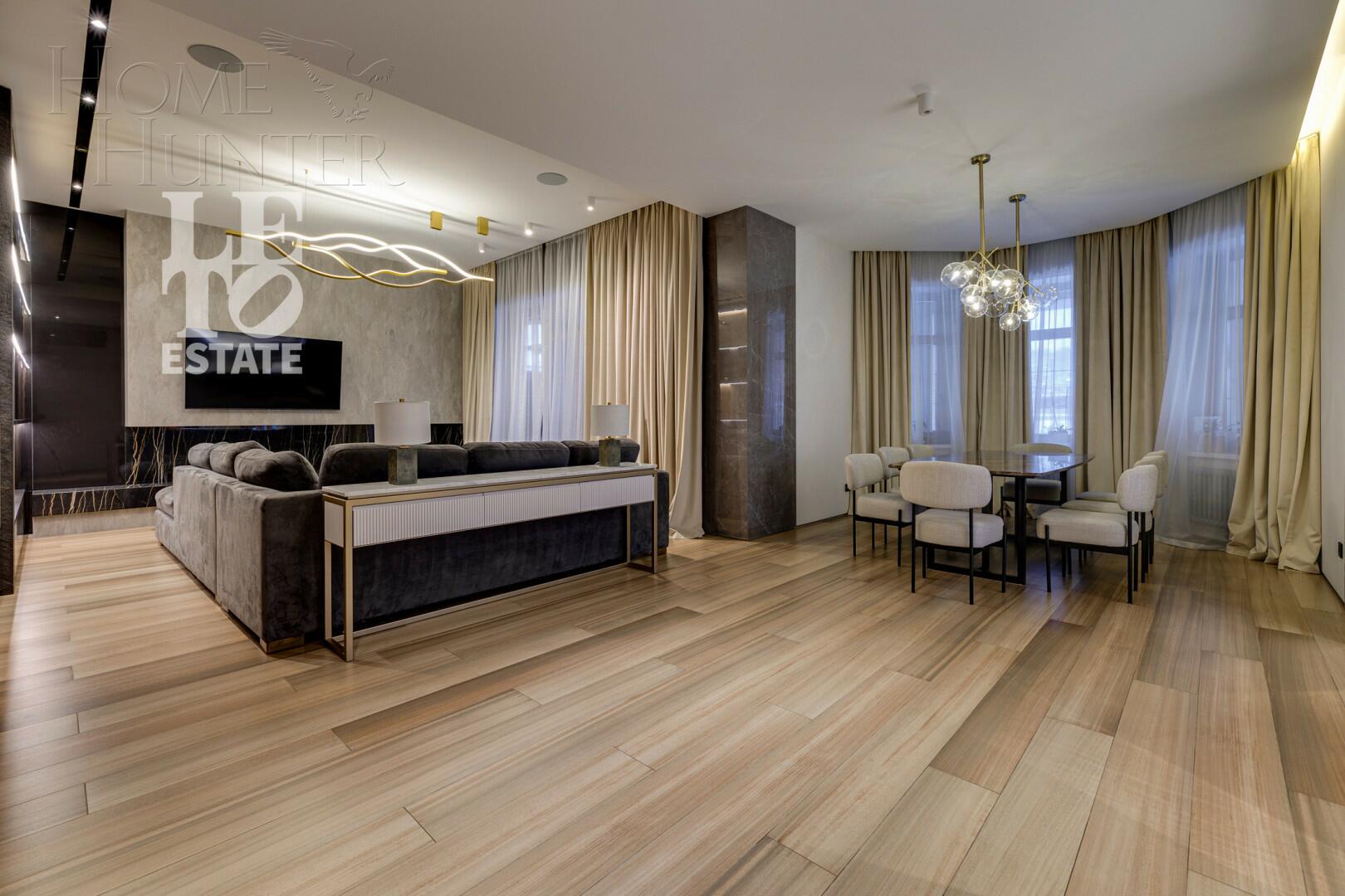 2-этажный коттедж 688 м² с отделкой