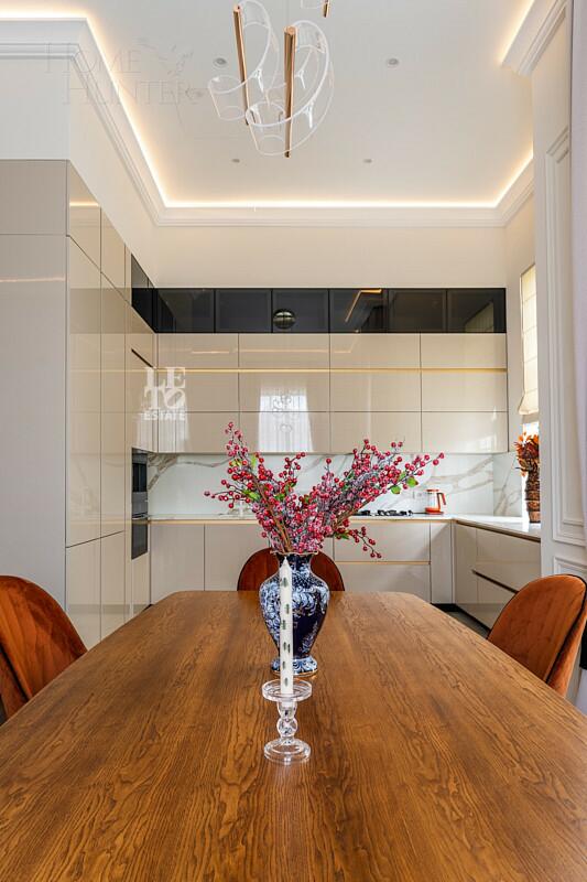 2-этажный коттедж 260 м² с отделкой