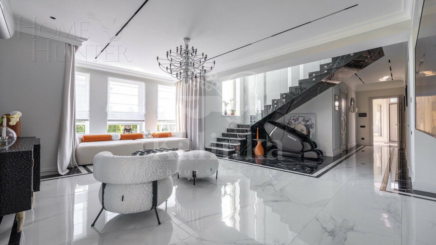 2-этажный коттедж 278 м² с отделкой