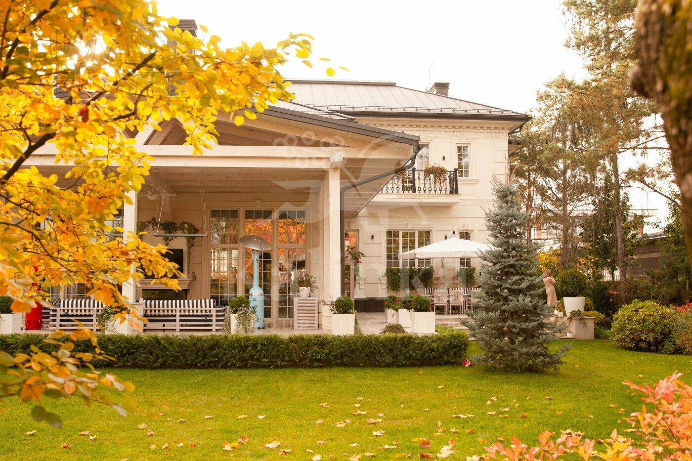 2-этажный коттедж 1 153 м² с отделкой