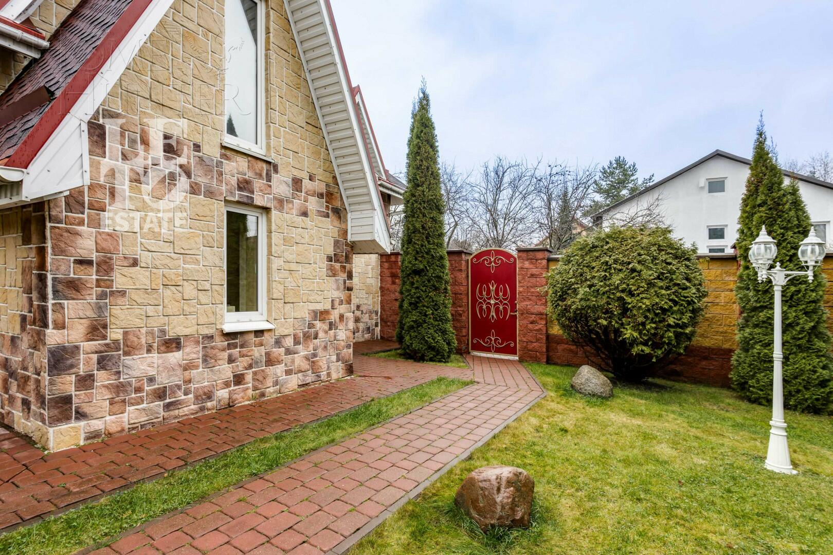 2-этажный коттедж 815 м² с отделкой