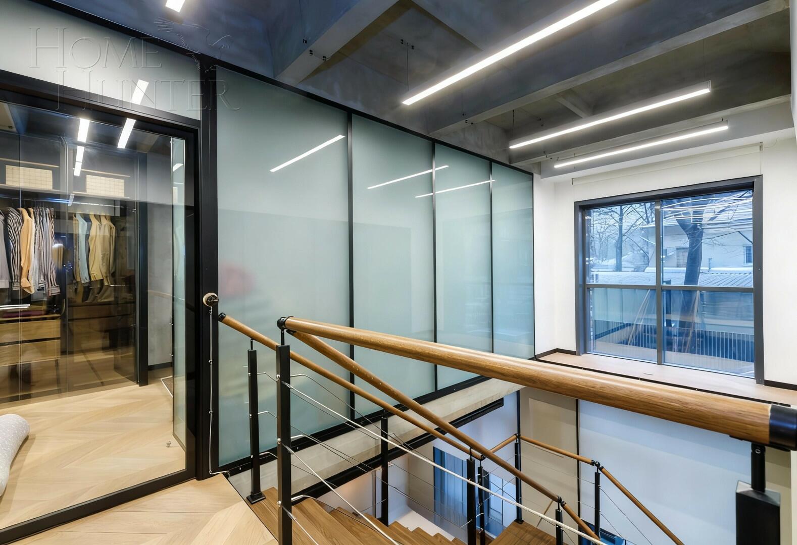 2-УРОВНЕВЫЕ АПАРТАМЕНТЫ С ОТДЕЛКОЙ 180 М² НА 1 ЭТАЖЕ