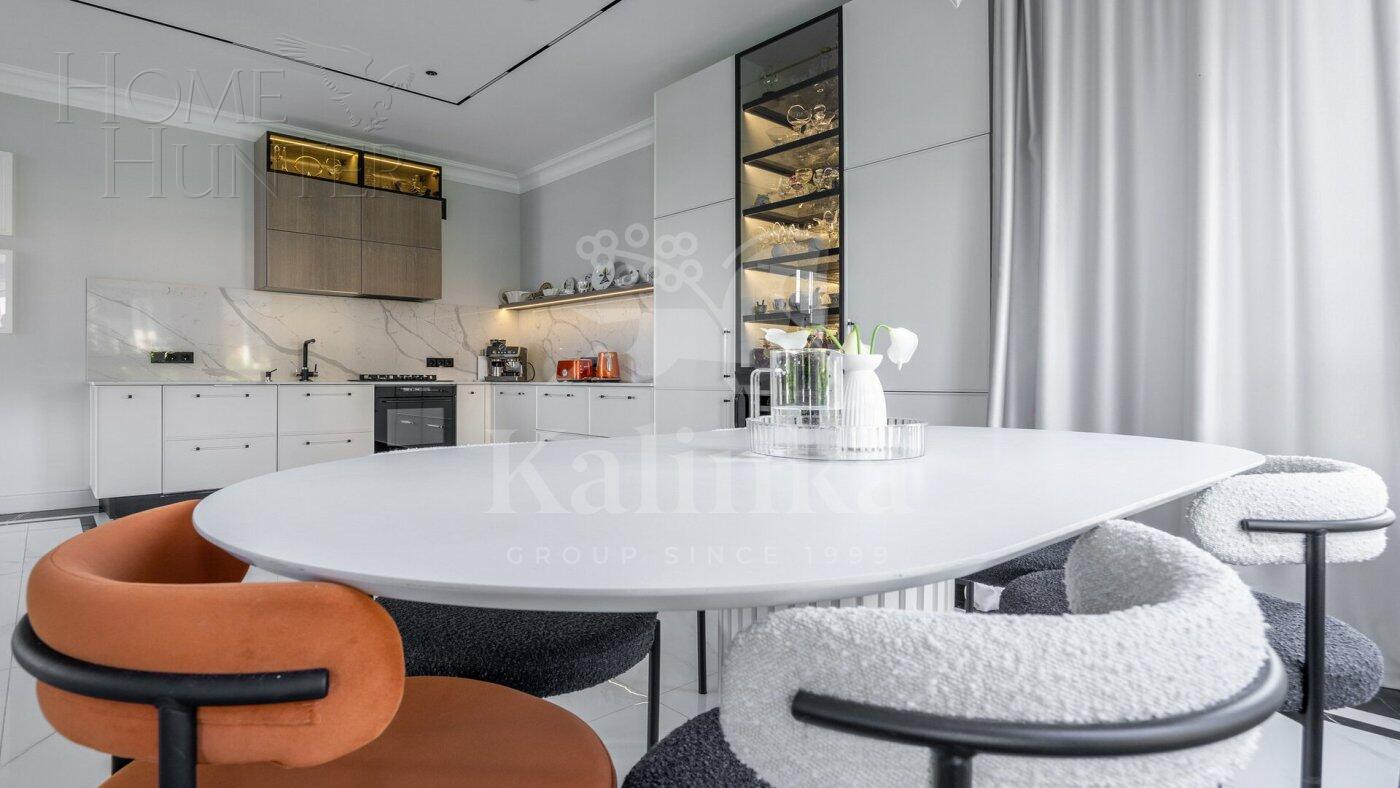 2-этажный коттедж 278 м² с отделкой