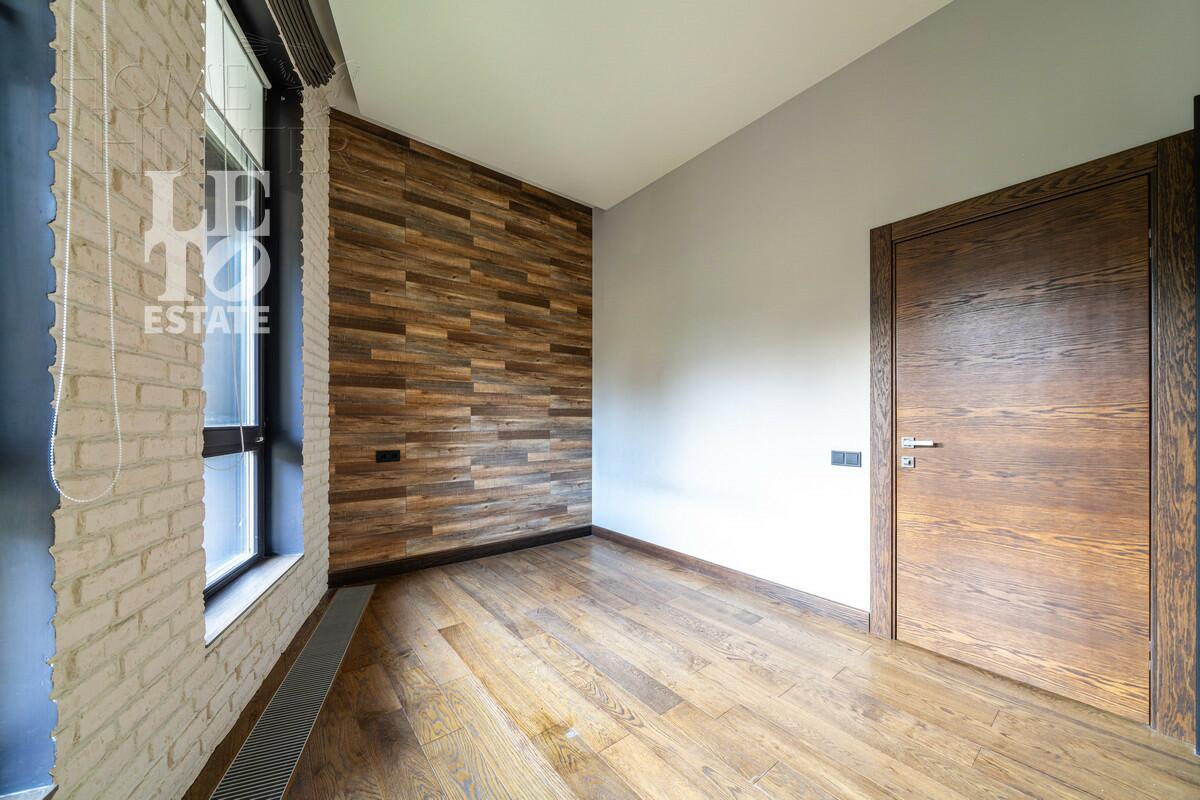 4-КОМН. КВАРТИРА С ОТДЕЛКОЙ 111 М² НА 2 ЭТАЖЕ