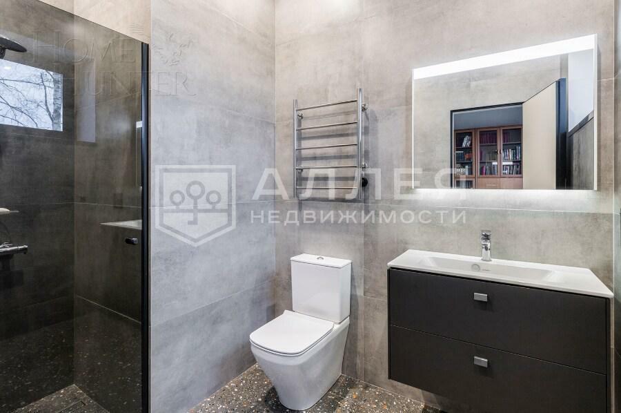 2-этажный коттедж 264 м² с отделкой