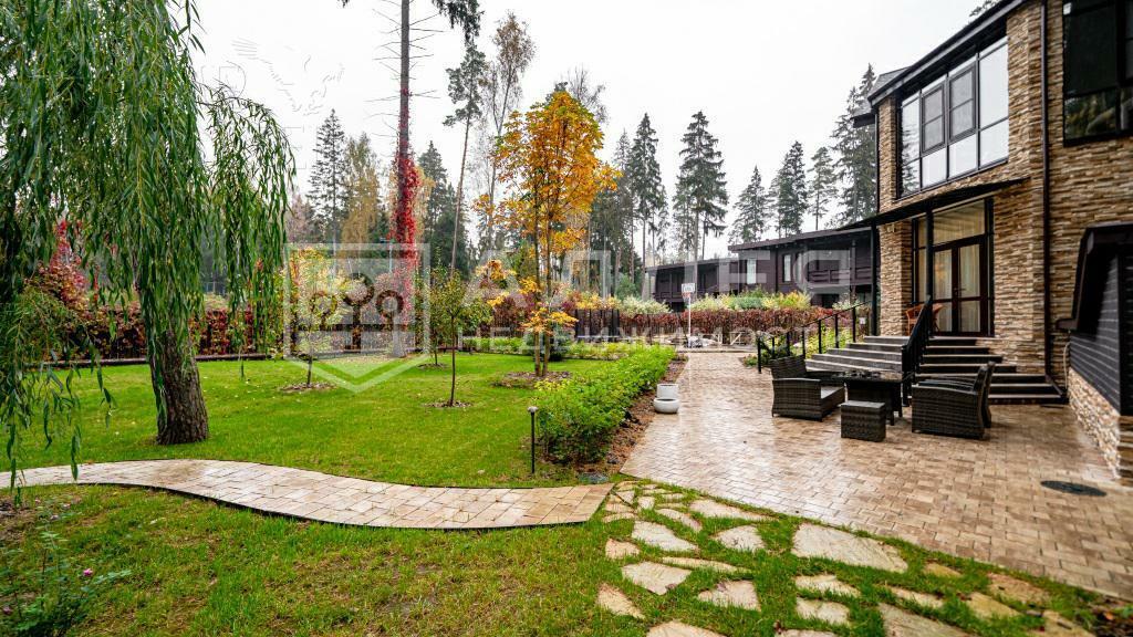 2-этажный коттедж 750 м² с отделкой