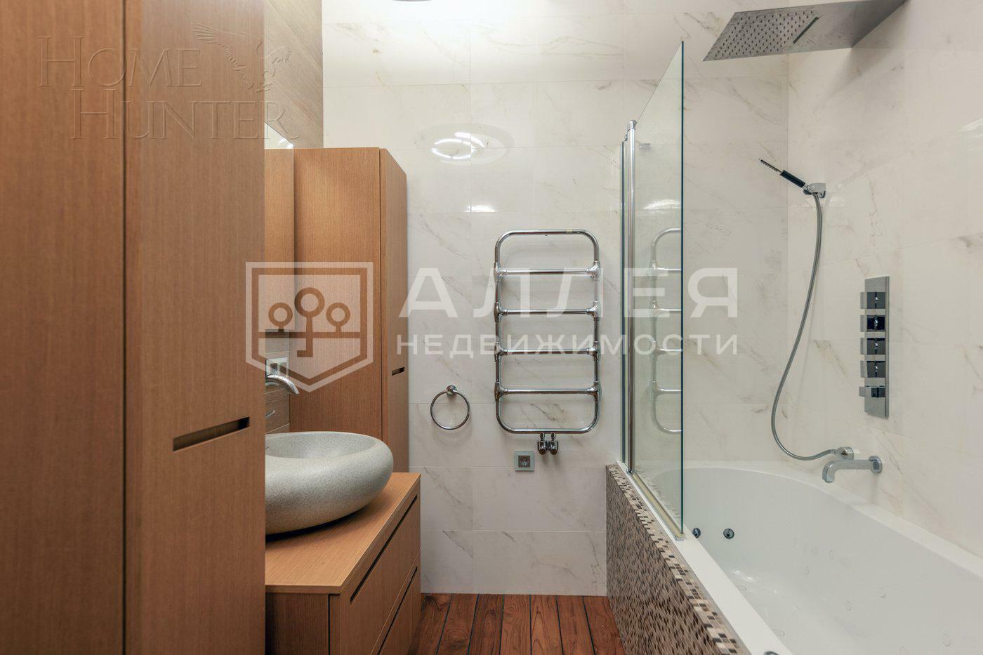 2-этажный коттедж 935 м² с отделкой