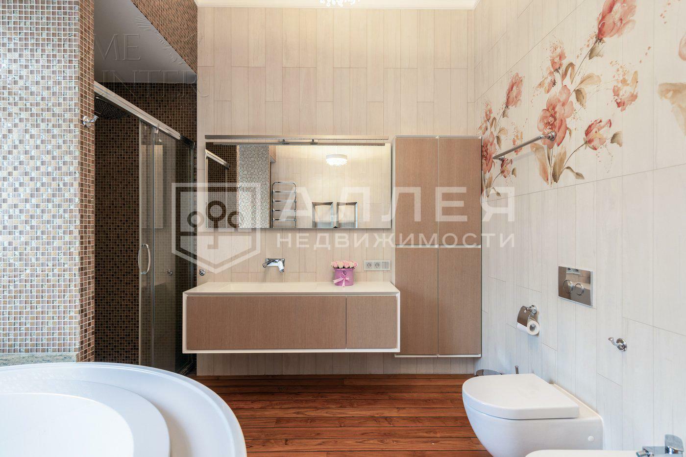 2-этажный коттедж 935 м² с отделкой