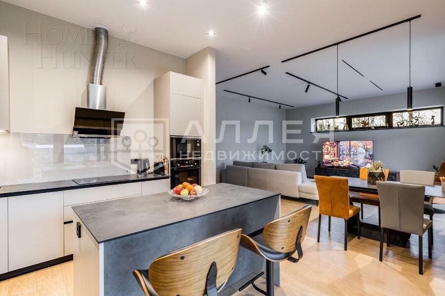 2-этажный коттедж 264 м² с отделкой