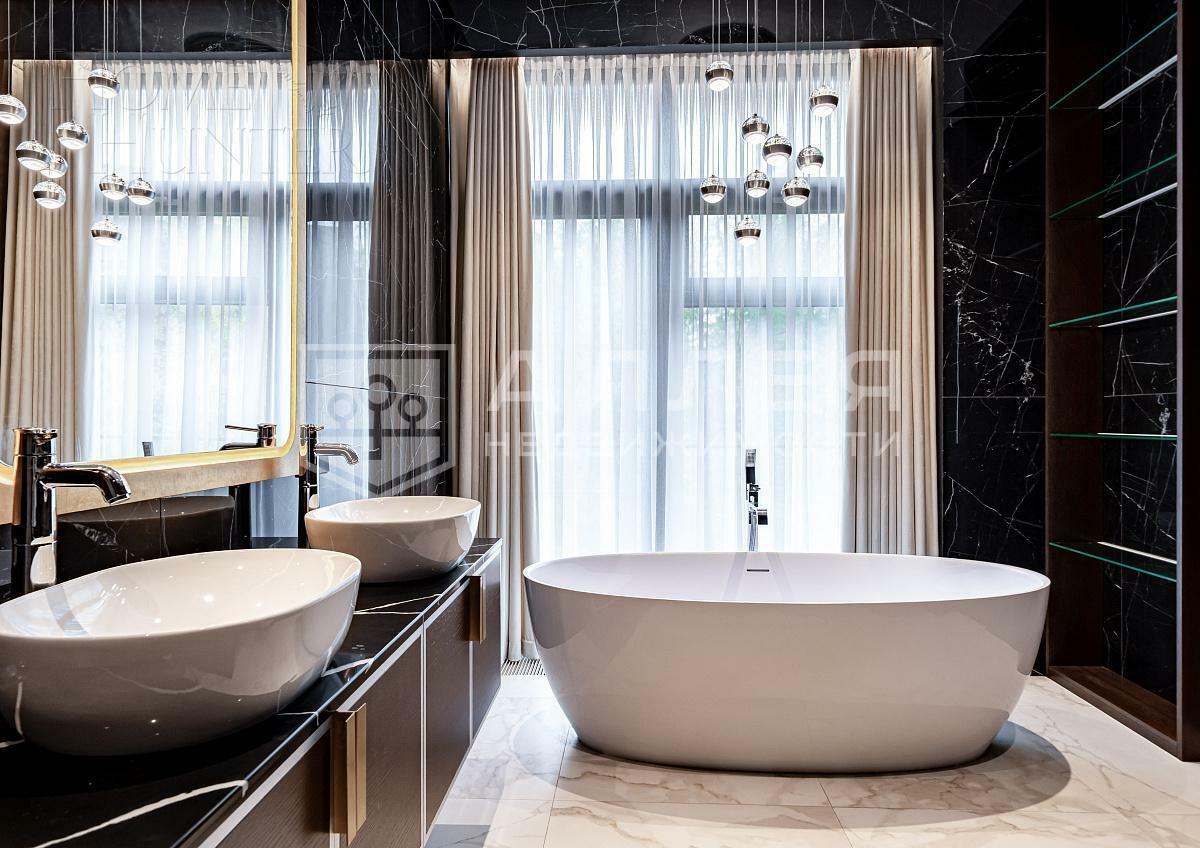 3-этажный таунхаус 239 м² с отделкой