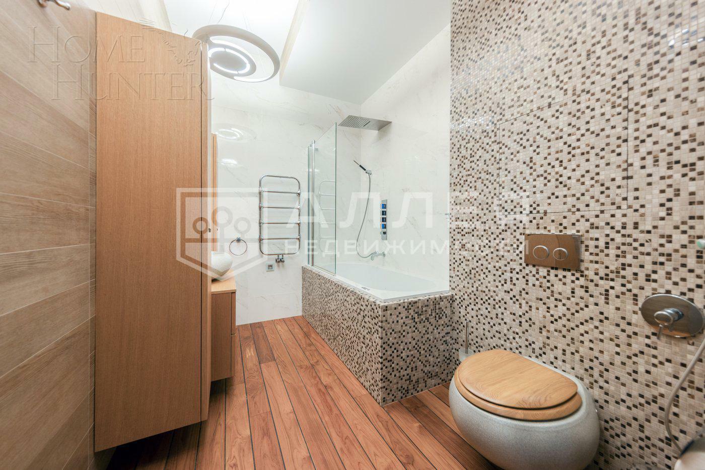 2-этажный коттедж 935 м² с отделкой