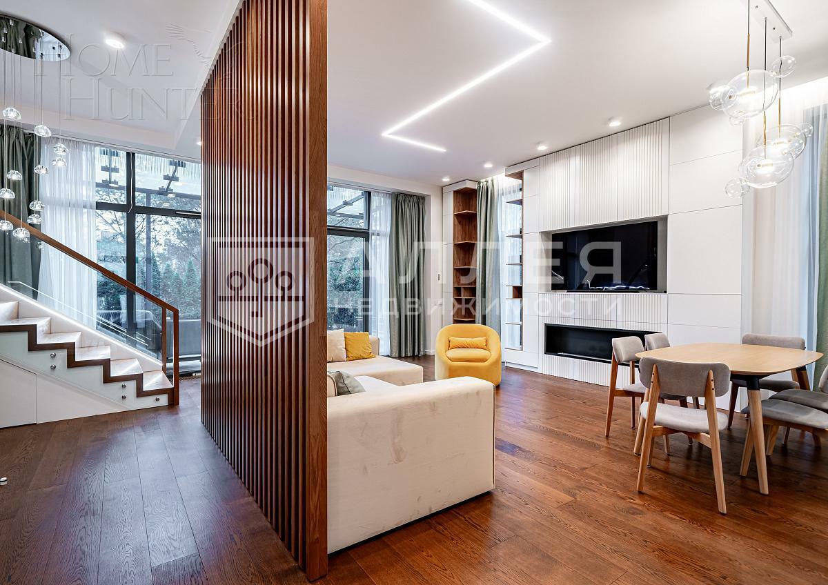 3-этажный таунхаус 238 м² с отделкой