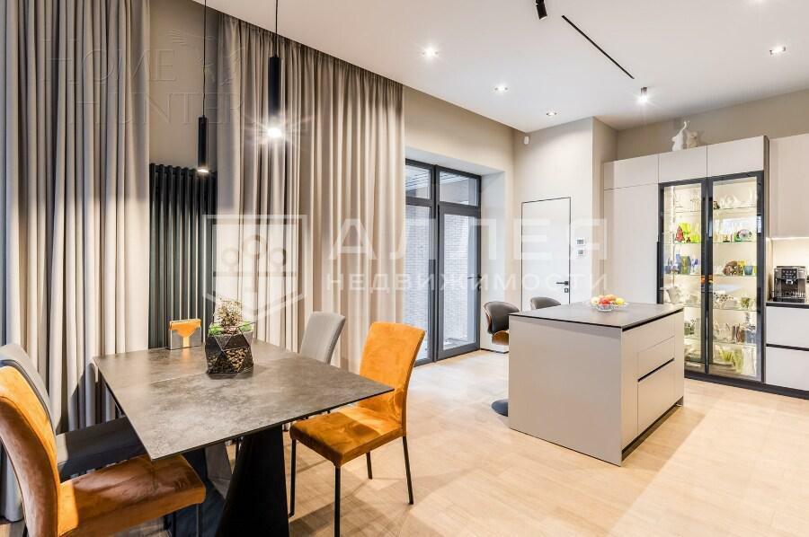 2-этажный коттедж 264 м² с отделкой