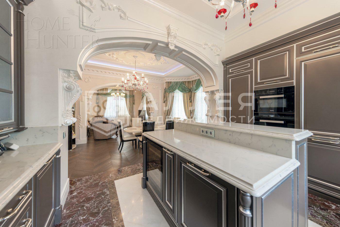 2-этажный коттедж 935 м² с отделкой