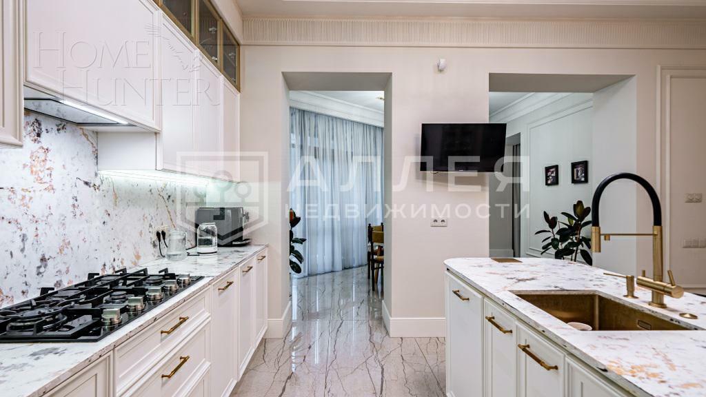 2-этажный коттедж 750 м² с отделкой