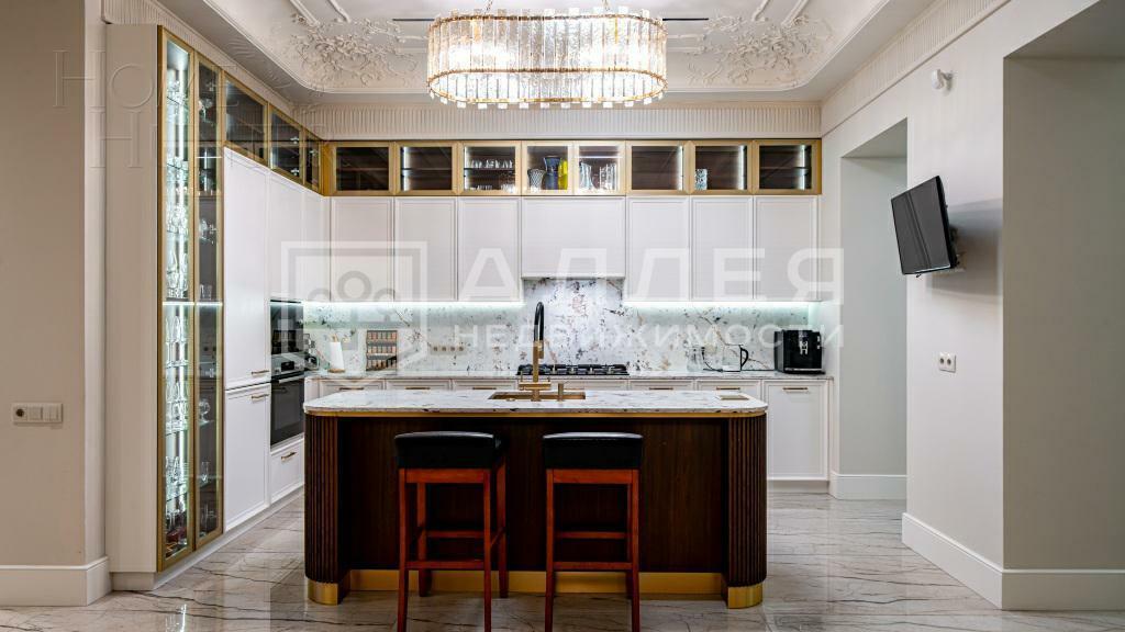 2-этажный коттедж 750 м² с отделкой