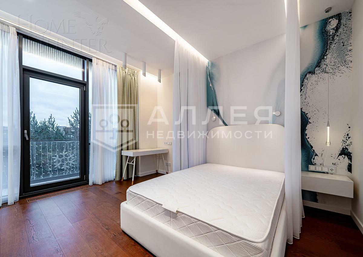 3-этажный таунхаус 238 м² с отделкой