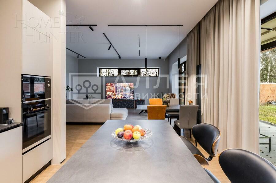 2-этажный коттедж 264 м² с отделкой