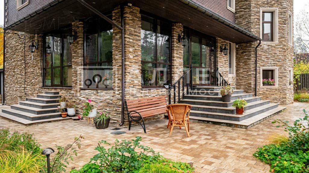 2-этажный коттедж 750 м² с отделкой