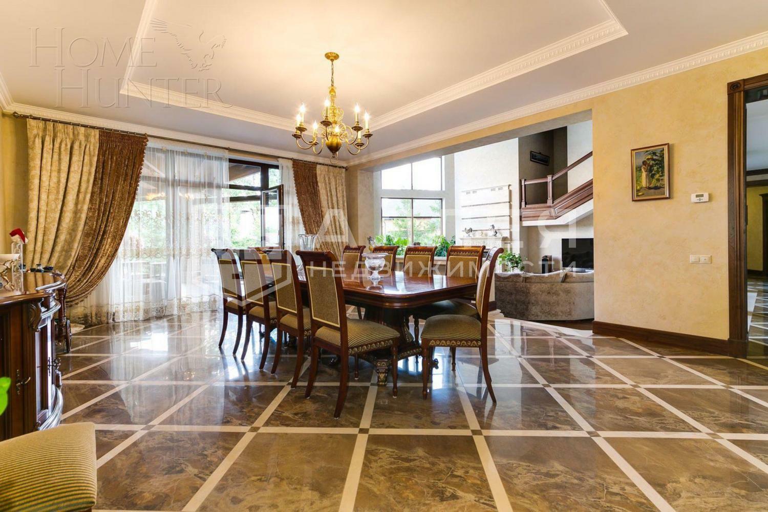 2-этажный коттедж 1 400 м² с отделкой