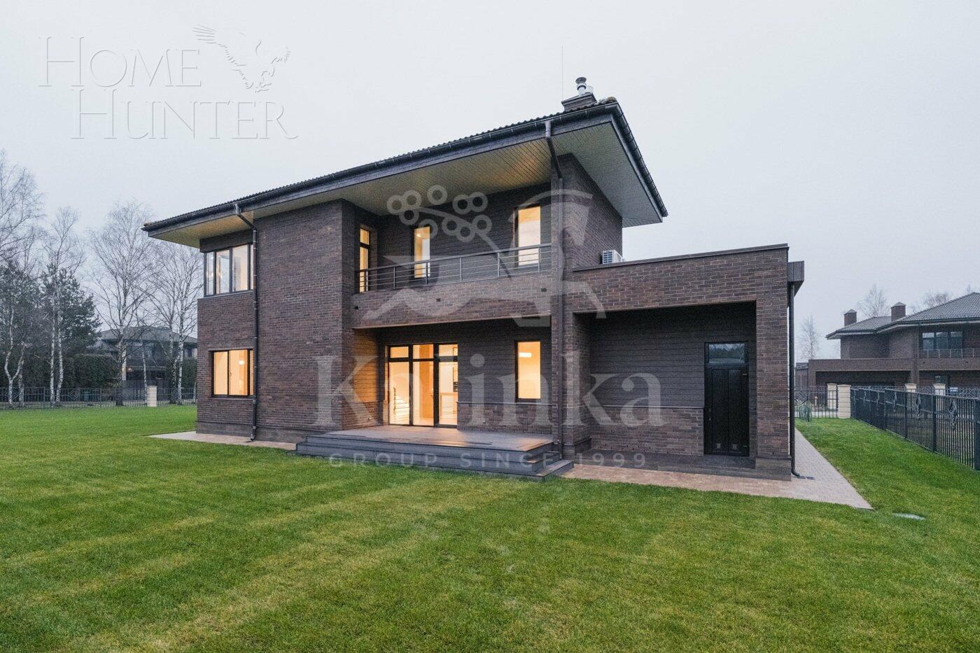 2-этажный коттедж 323 м² с отделкой