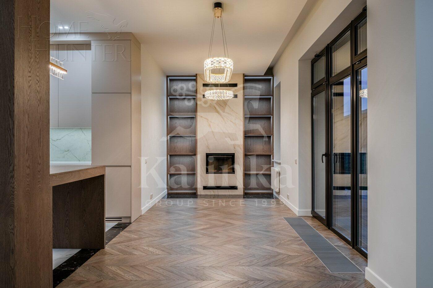 2-этажный коттедж 323 м² с отделкой