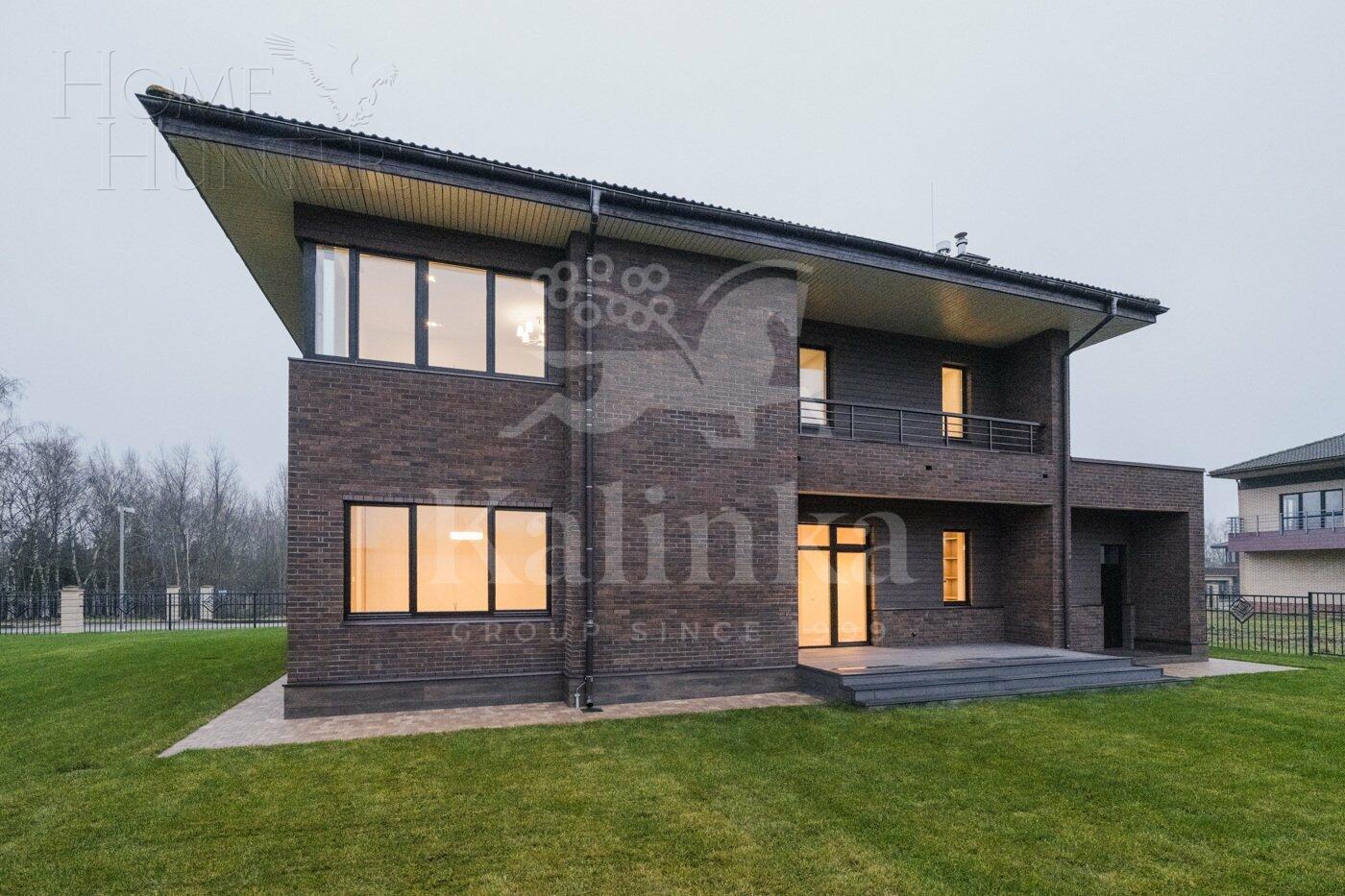 2-этажный коттедж 323 м² с отделкой