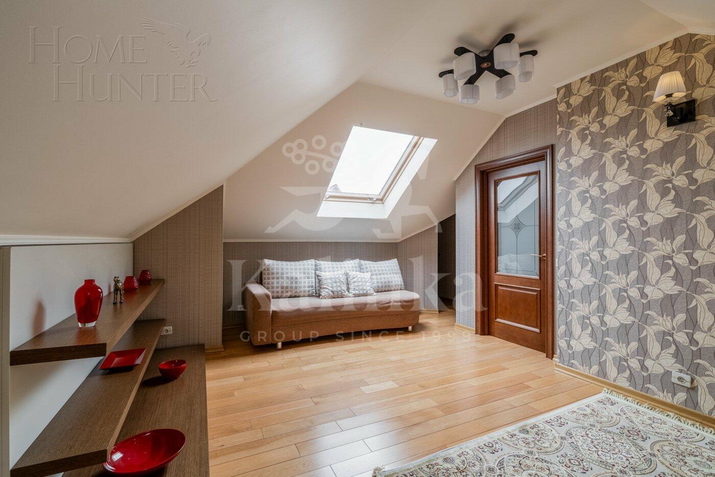 2-этажный коттедж 1 200 м² с отделкой