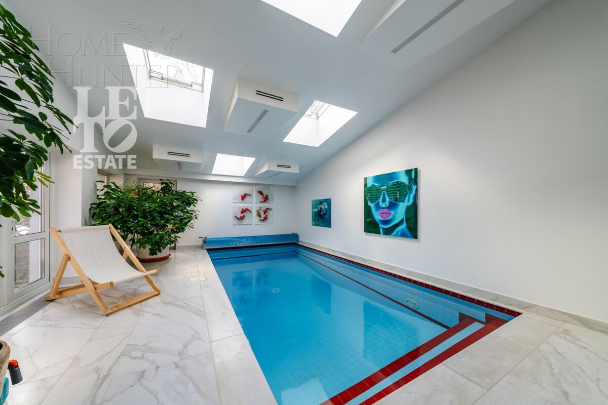 2-этажный коттедж 679 м² с отделкой