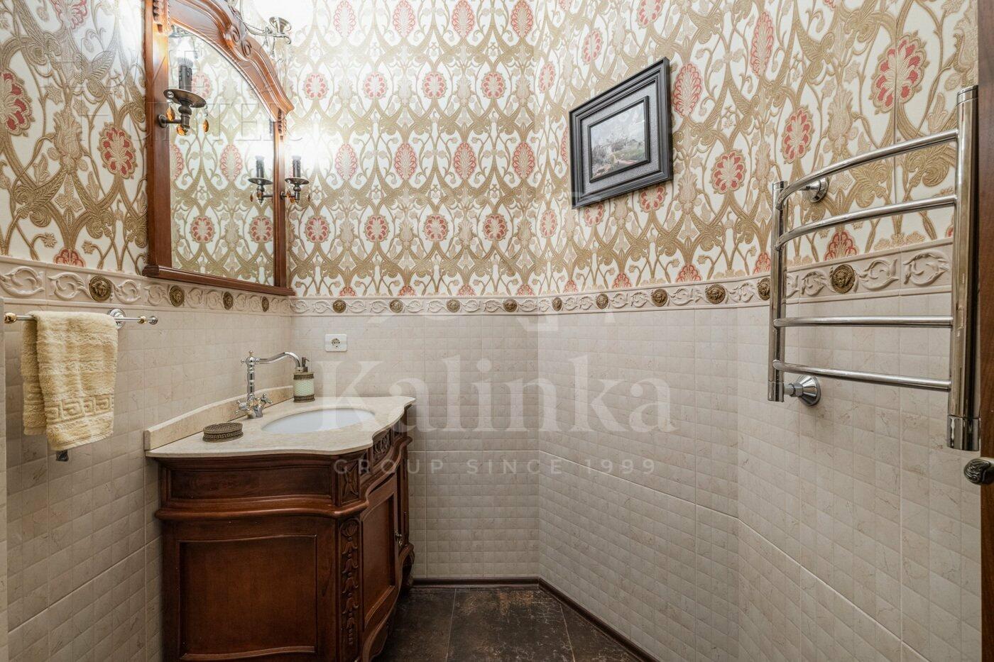 2-этажный коттедж 1 200 м² с отделкой