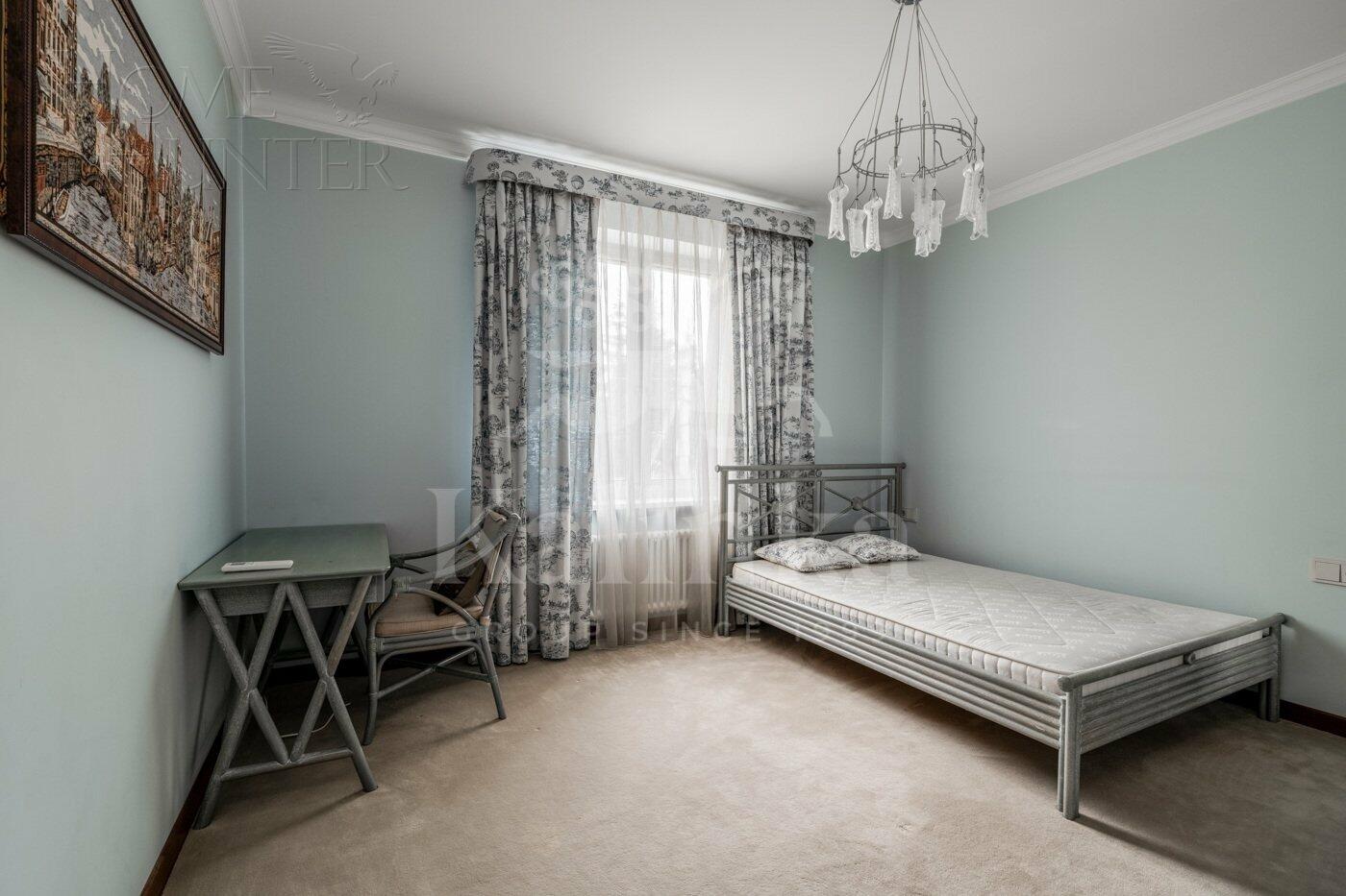 2-этажный коттедж 348 м² с отделкой