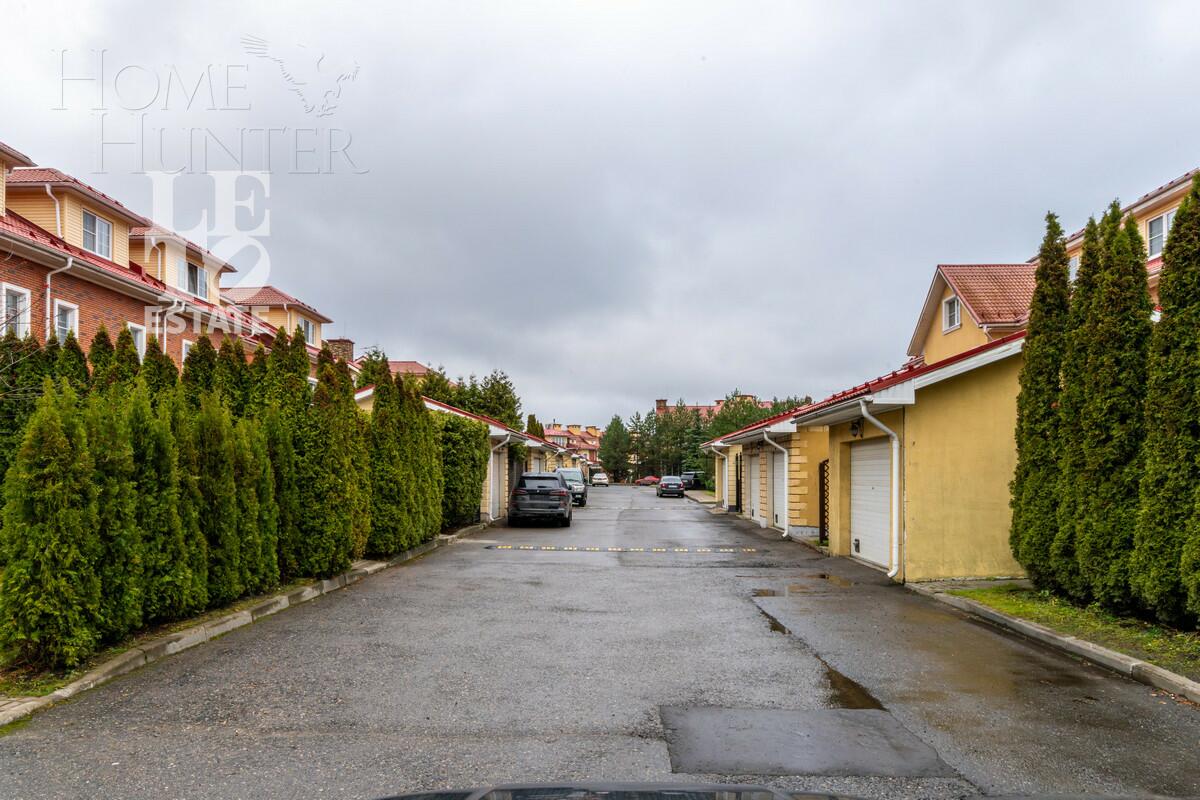 2-этажный таунхаус 400 м² с отделкой