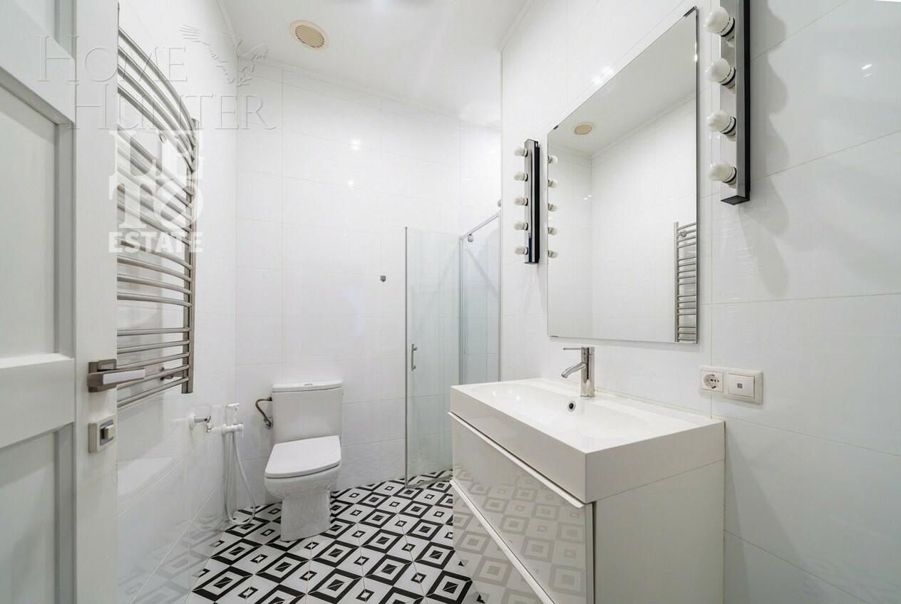 2-этажный таунхаус 400 м² с отделкой