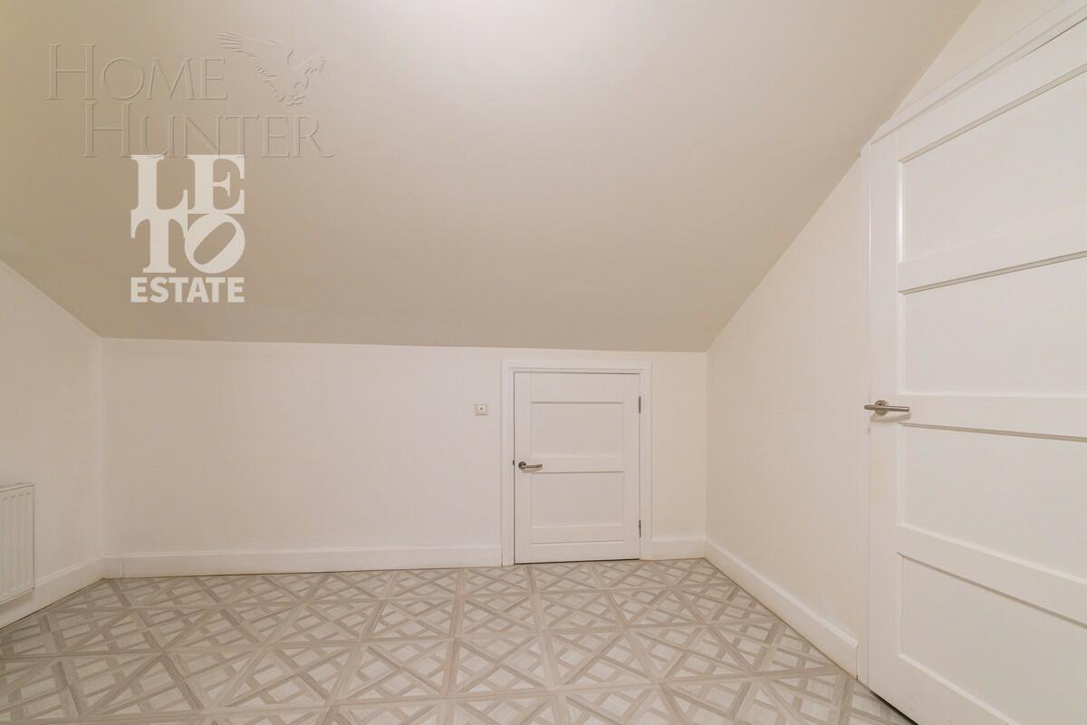 2-этажный таунхаус 400 м² с отделкой