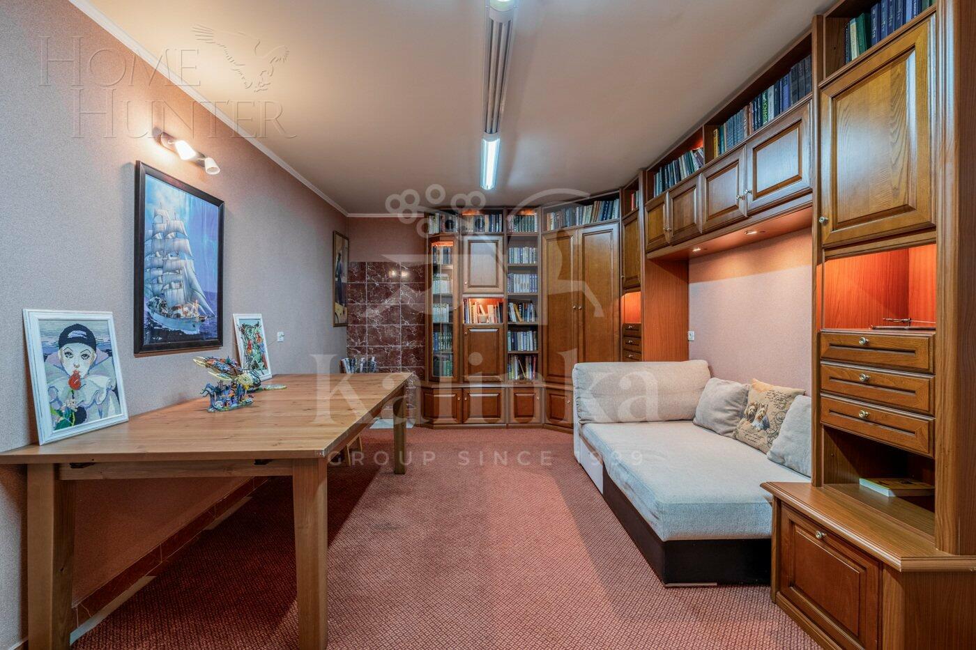 2-этажный коттедж 1 200 м² с отделкой