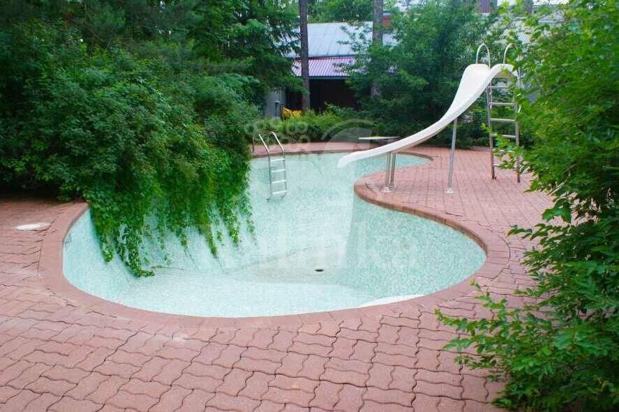 2-этажный коттедж 975 м² с отделкой