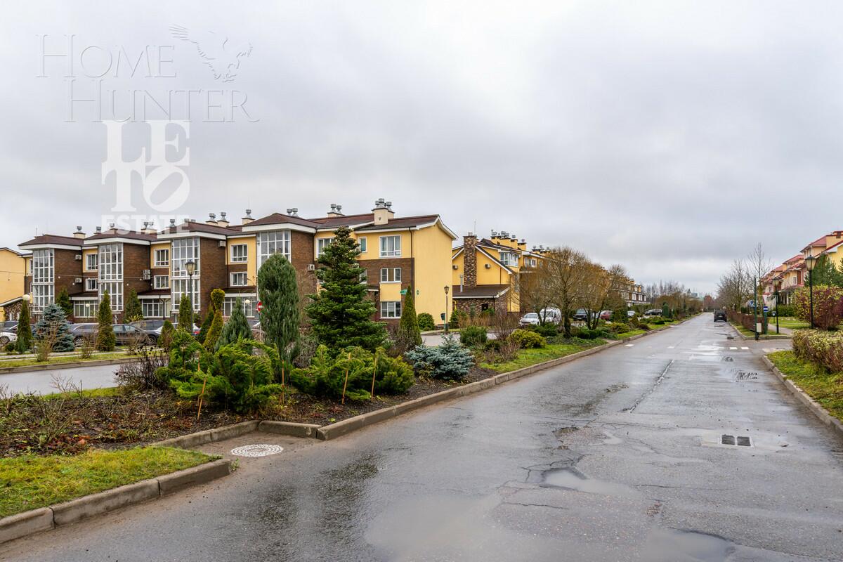 2-этажный таунхаус 400 м² с отделкой