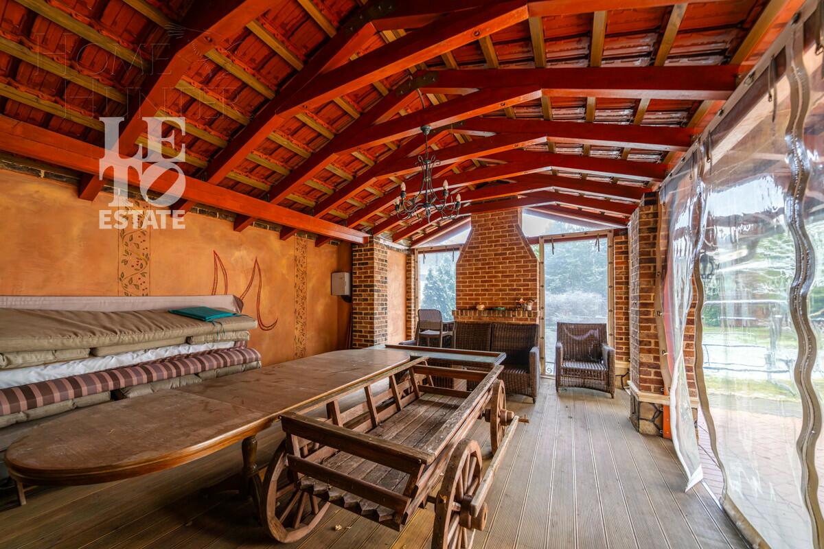 2-этажный коттедж 490 м² с отделкой