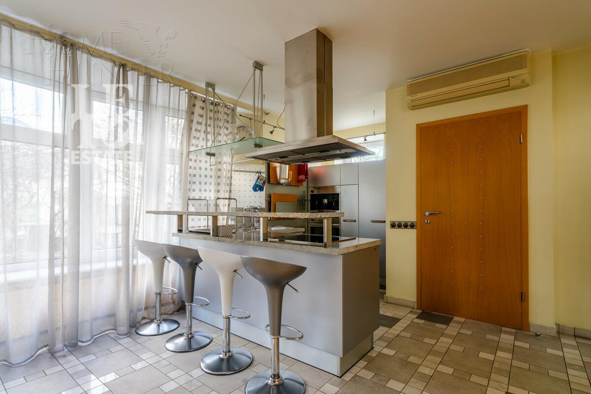 2-этажный коттедж 679 м² с отделкой