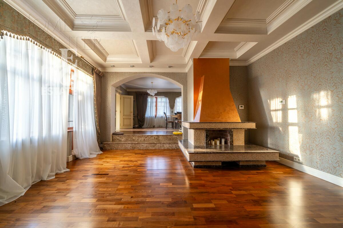 2-этажный коттедж 490 м² с отделкой