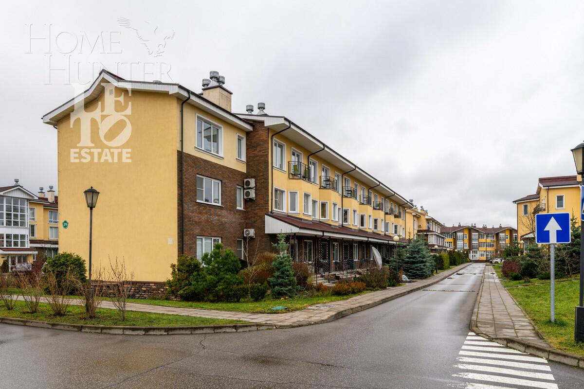 2-этажный таунхаус 400 м² с отделкой