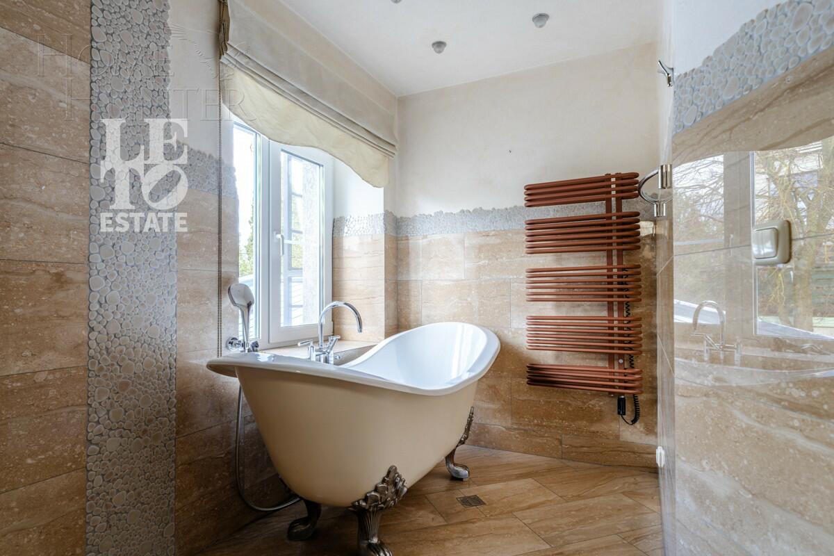 2-этажный коттедж 679 м² с отделкой